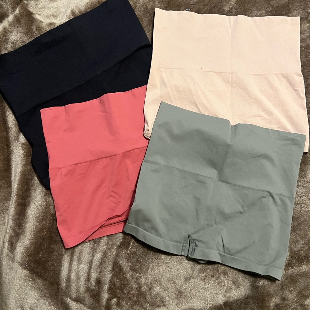 SPANX EcoCare Seamless Shaping Shorts in Beige, Gray, Orange, Black size 3X